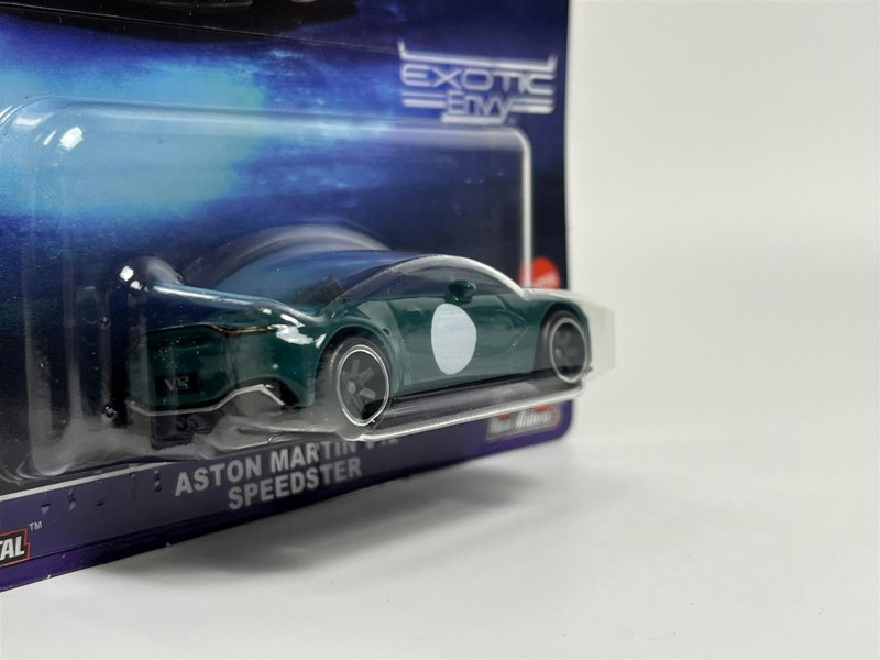 Hot Wheels Aston Martin V12 Speedster Hot Wheels Exotic Envy Real Riders 1:64 HKC78