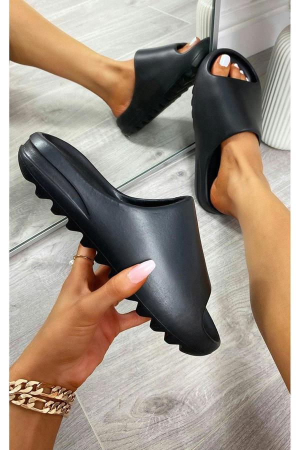 Lou Slip On Sandals - Black