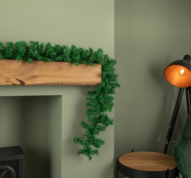 Samuel Alexander 2.7m x 20cm Plain Green Christmas Garland with 260 Tips