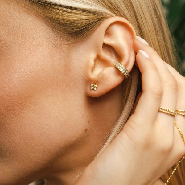 BLOOMTINE Enchanting Flutterfly™ Solid Gold Diamond Butterfly Studs