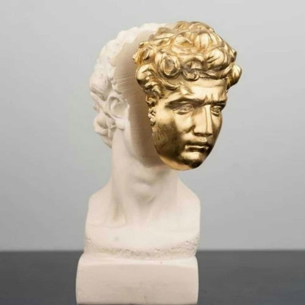 Artchi Golden Glory: The David with Mask