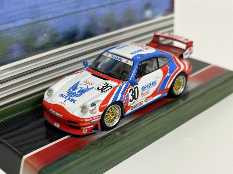 Tarmac Porsche 911 GT2 Sogo Keibi #30 1:64 Scale Tarmac Works T64S004SK