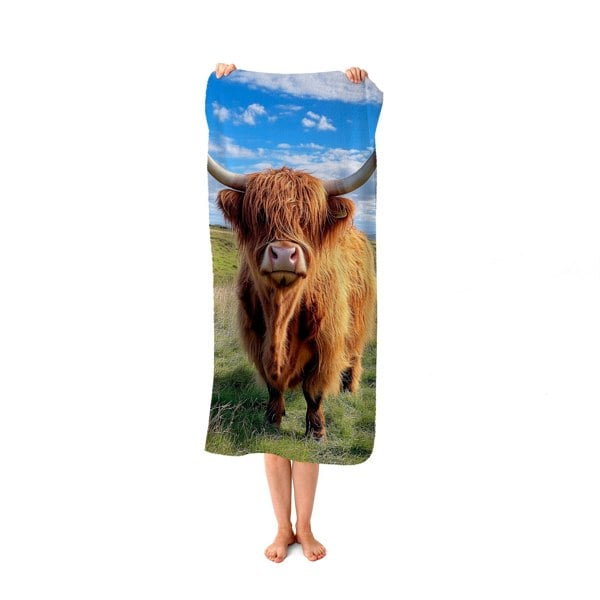 Warren Reed Highland Cow In Summer Beach Towel