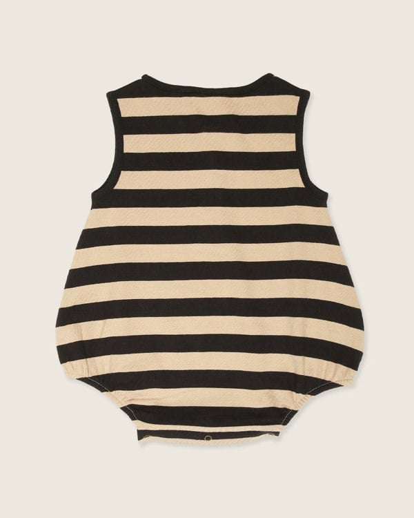 Eco-friendly organic cotton baby romper