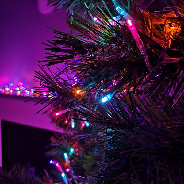 Samuel Alexander 960 LED 12.4m Premier Cluster Indoor Outdoor Multi Function Mains Operated Christmas Lights with Timer on Clear Cable in Rainbow