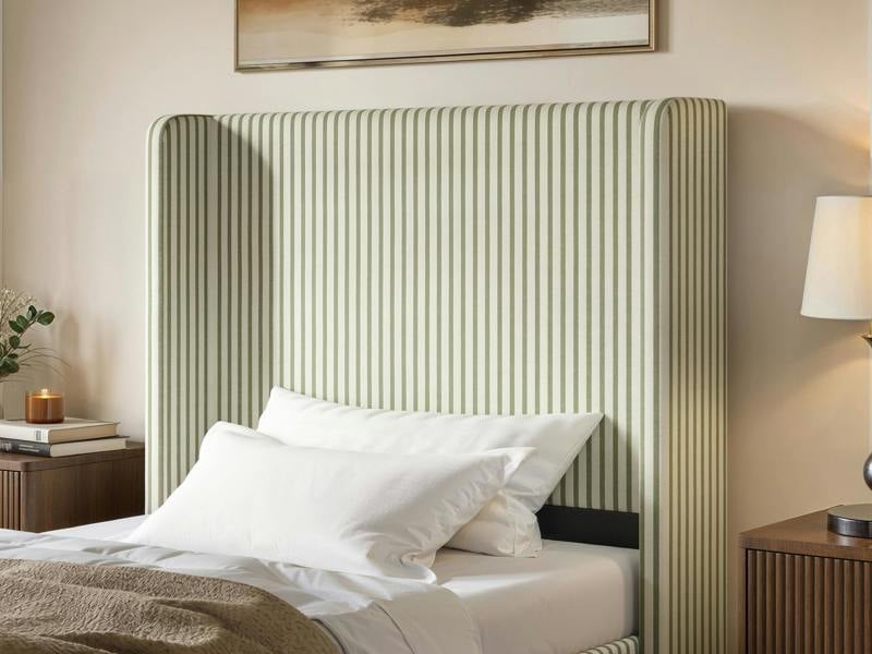 SOLACE+CO Jovanna Bed with Winged Headboard