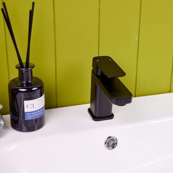 Flode Glan | Mono Basin Mixer Tap | Matt Black