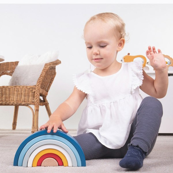 Bigjigs Toys Wooden Rainbow Stacking Arches - 7 Pieces