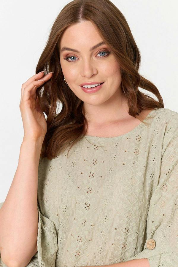 Sage | Embroidered Textured 3/4 Sleeve Blouse
