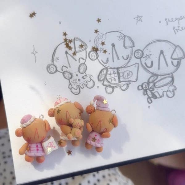 Lovedbymimii Sleepy Bear Keychains
