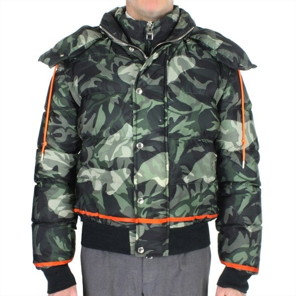 Alexander McQueen luxurious short down jacket in a camouflage pattern