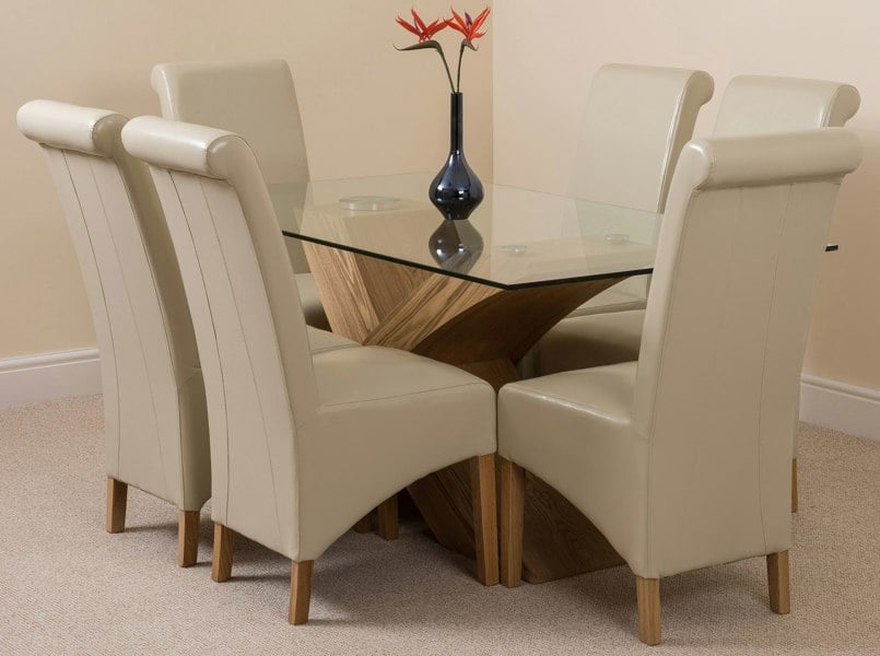 That's Furniture Valencia Oak Small Glass Dining Table & Montana Leather Chairs