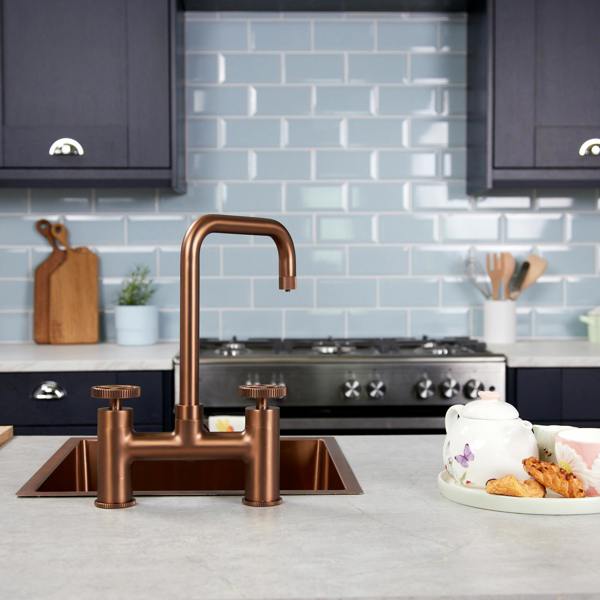 Flode kraft | Industrial Bridge Style 3 in 1 Instant Boiling Tap | Brushed Copper Finish