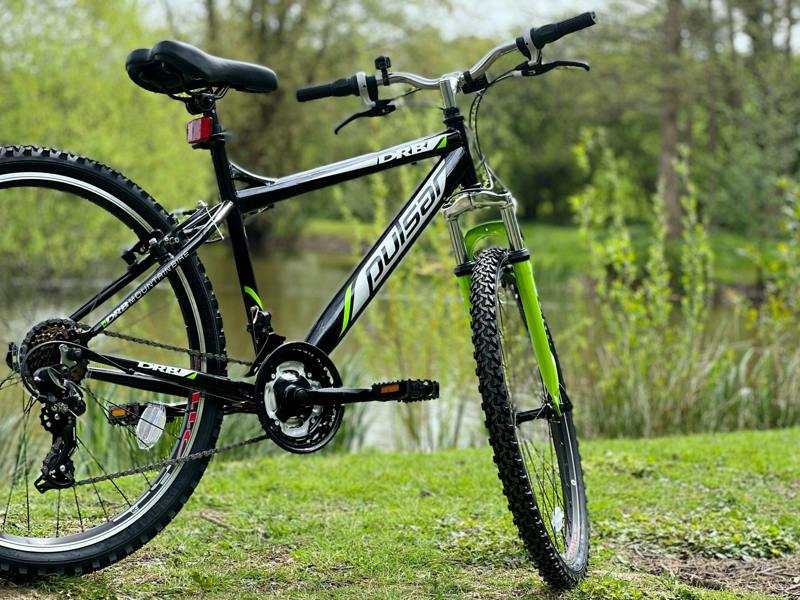 Dallingridge Pulsar Hardtail Mountain Bike, 26" Wheel - Black/Green