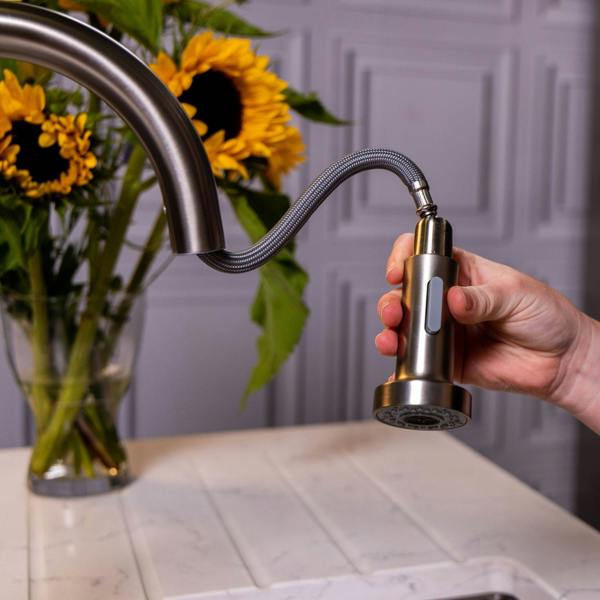 Flode Runda | Kitchen Sink Mixer with Pull out Spray | Brushed Steel | Round Head