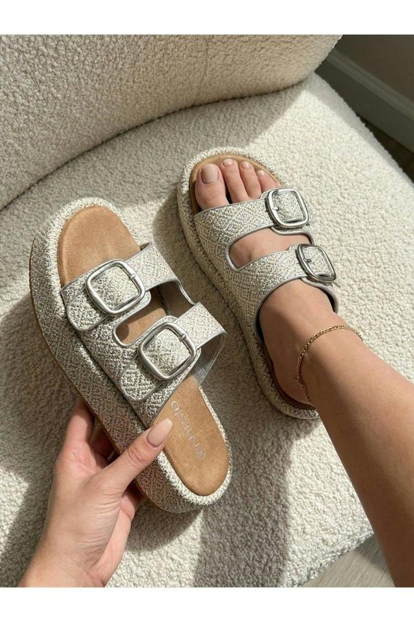 Vera Diamond Pattern Platform Sandals - Silver