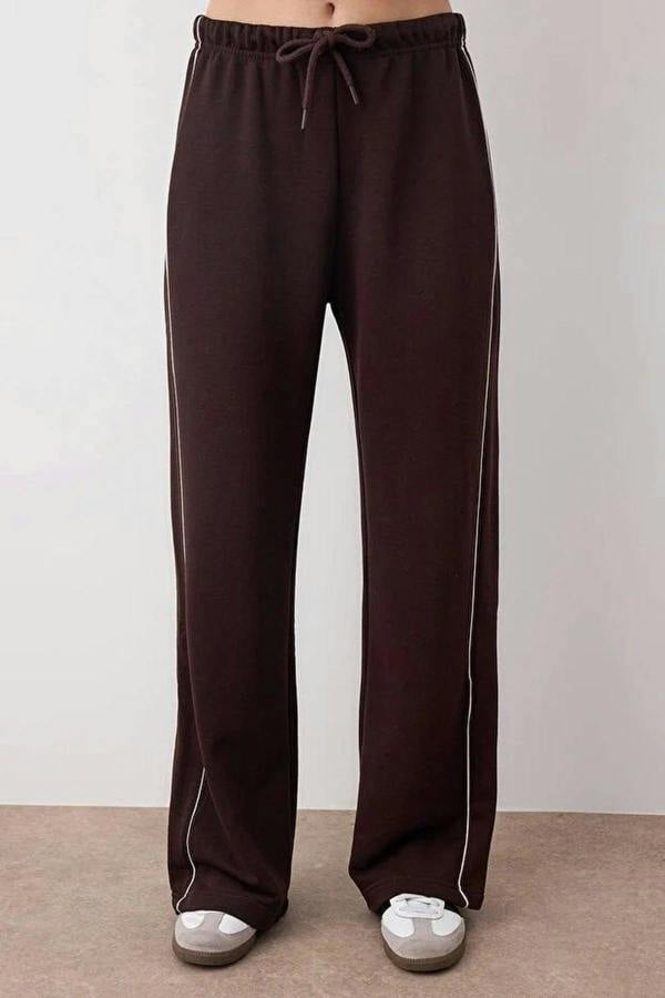 WOVCOR Wide Leg Knit Jogger with Piping Detail