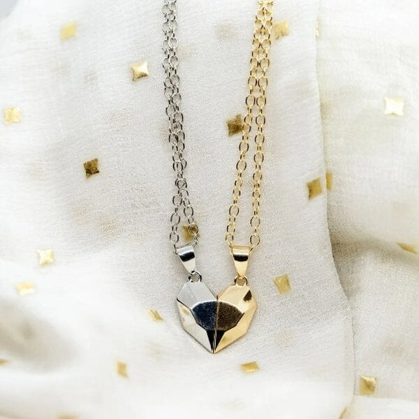 The Colourful Aura 2 Pcs Heart Magnetic Silver Gold Couple Relationship Matching Pendant Necklace