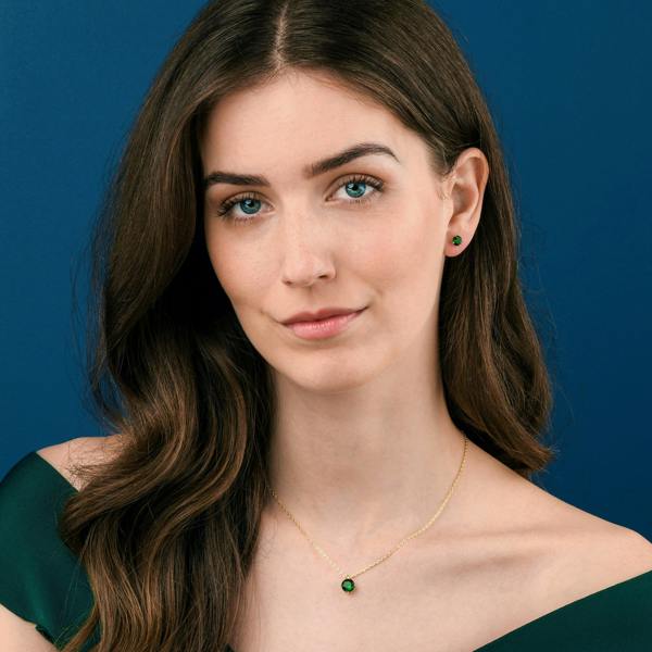 namana Gold Plated 925 Sterling Silver Round Green Solitaire Pendant Necklace For Women