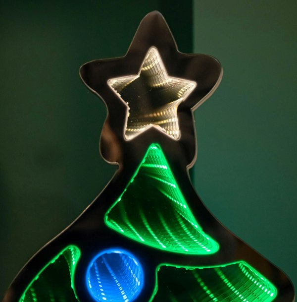 Samuel Alexander 60cm Light up Christmas Tree Infinity Decoration with Multi-Coloured LEDs