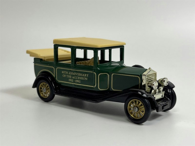 MCSlots 40th Anniversary Souvenir The Accession of HM Queen Elizabeth II Lledo QE01D S7