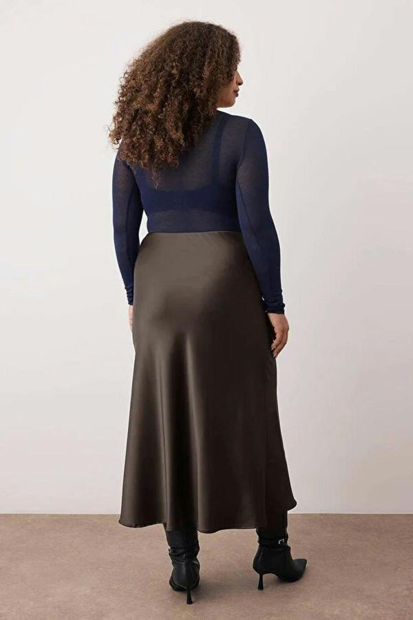 WOVCOR Midi Length Satin Woven Plus Size Skirt