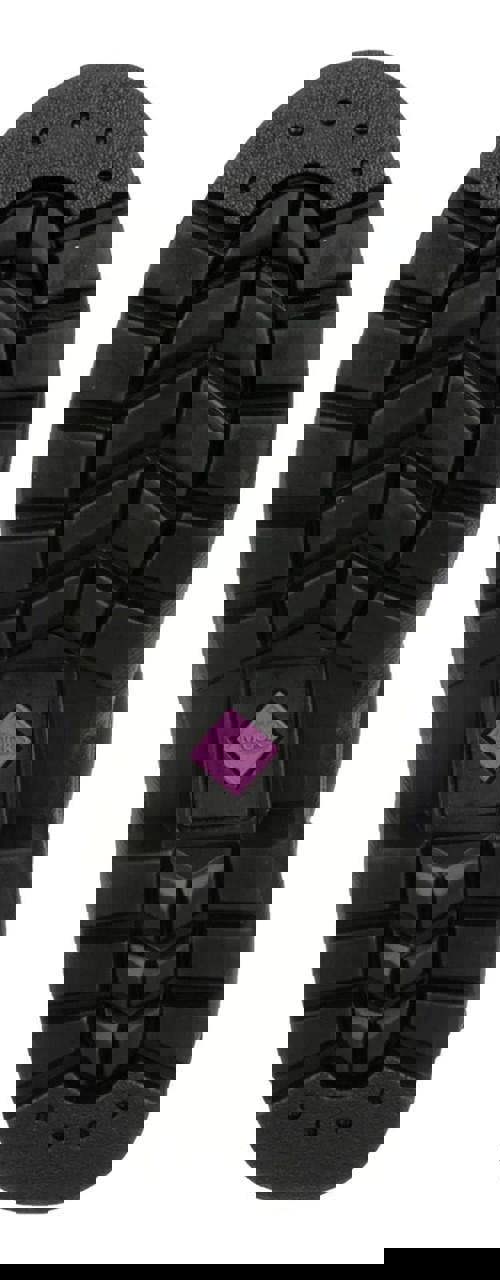 Muck Boots MUCK Chore XF Adjustable Womens Classic Stable Farm Wellington Wellies, close-up of the durable black sole with deep tread pattern for enhanced grip and stability.