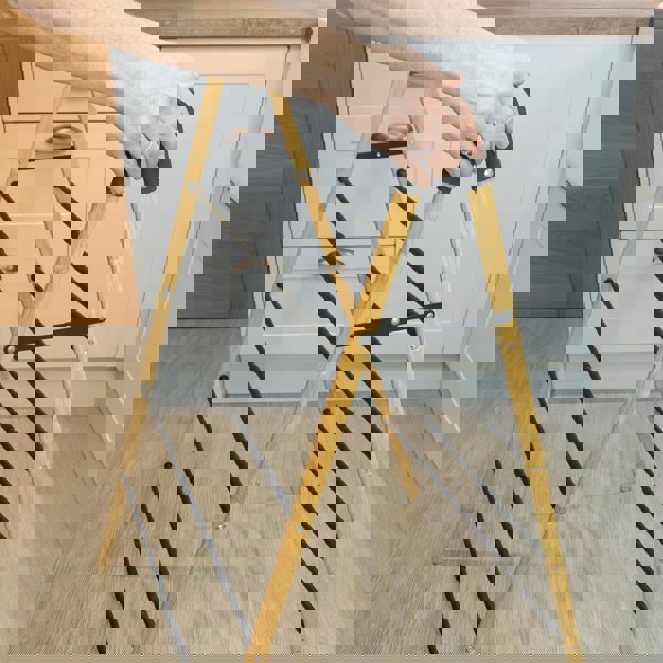 JVL Bamboo Extendable 4 Tier Clothes Ladder, Brown