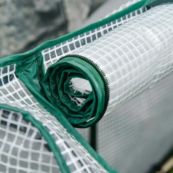 Rolled PE cover corner with green edge and zipper detail for raised planter