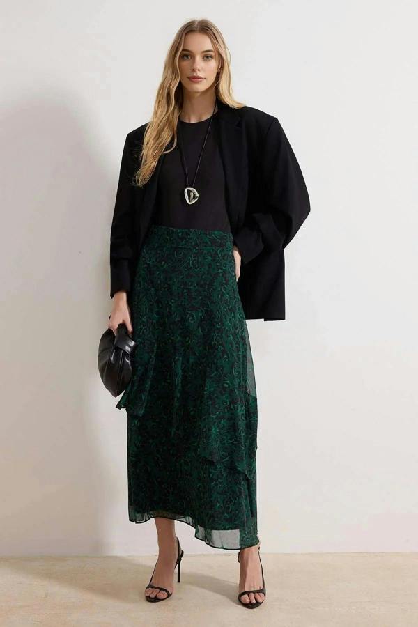 WOVCOR Animal Print Lined Woven Skirt