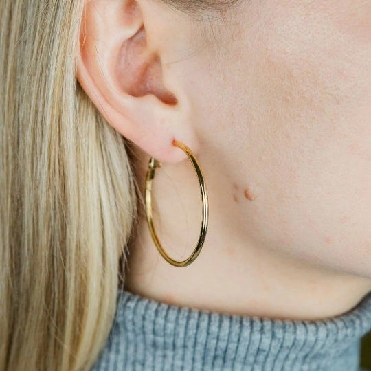 The Colourful Aura 40MM Gold Large Round Dainty Minimal Pipe Threader Statement Hoop Earrings