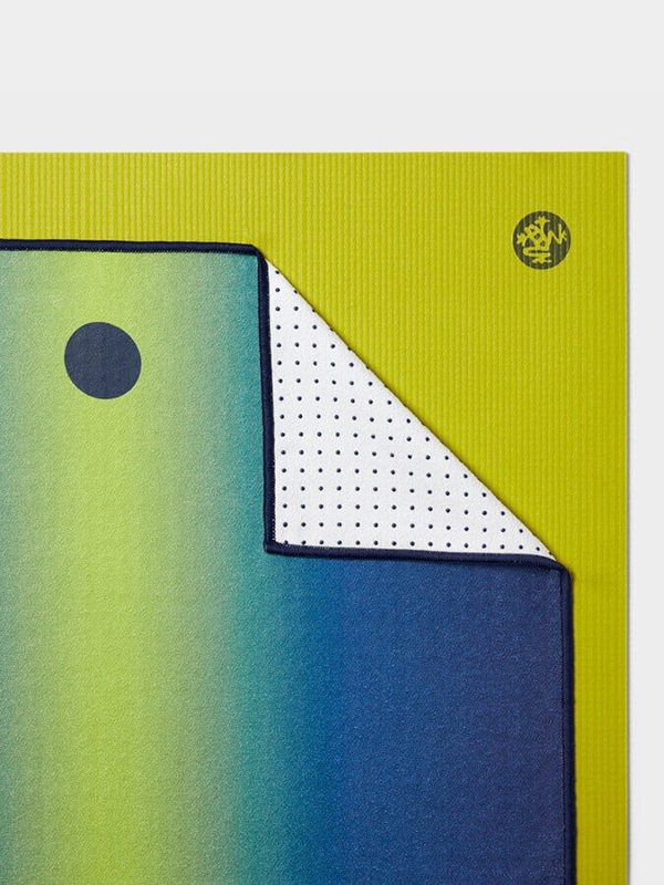 Manduka Yogitoes rSKIDLESS Mat Yoga Towel - Emerald Array