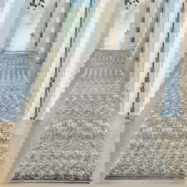 Moroccan-style thick shaggy rug pet-friendly, easy to clean