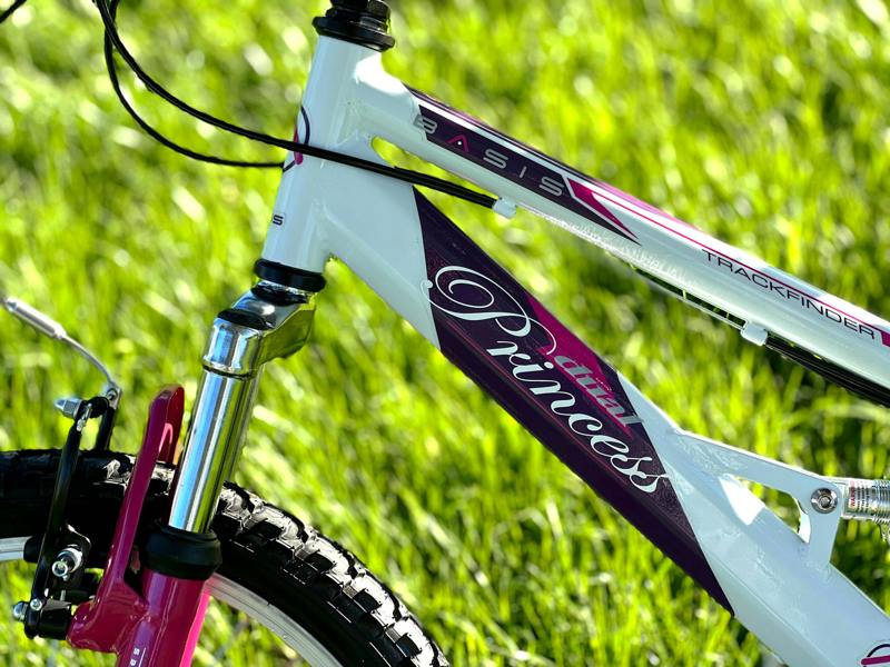Basis Bikes Basis Princess 20" Girls Full Suspension Mountain Bike - White/Pink