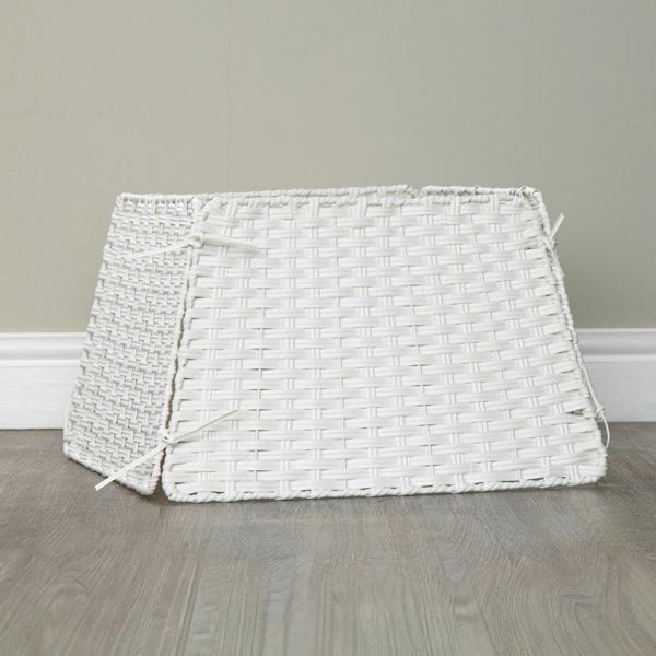Samuel Alexander 47cm x 46cm Samuel Alexander Foldable Faux Rattan Christmas Tree Skirt in White