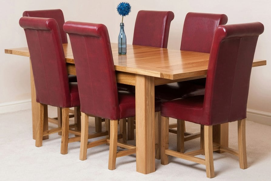 That's Furniture Seattle Oak Extending Dining Table with Washington Leather Chairs