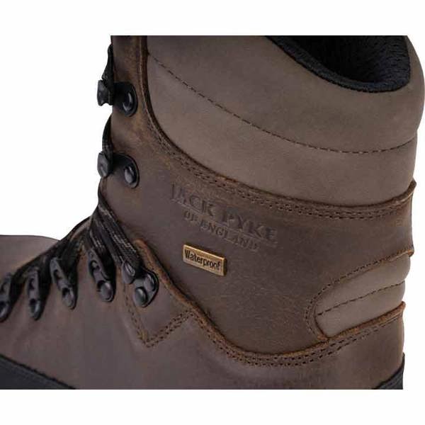 Jack Pyke Hunter Boots a high leg boot with padded ankle for plenty of ankle support