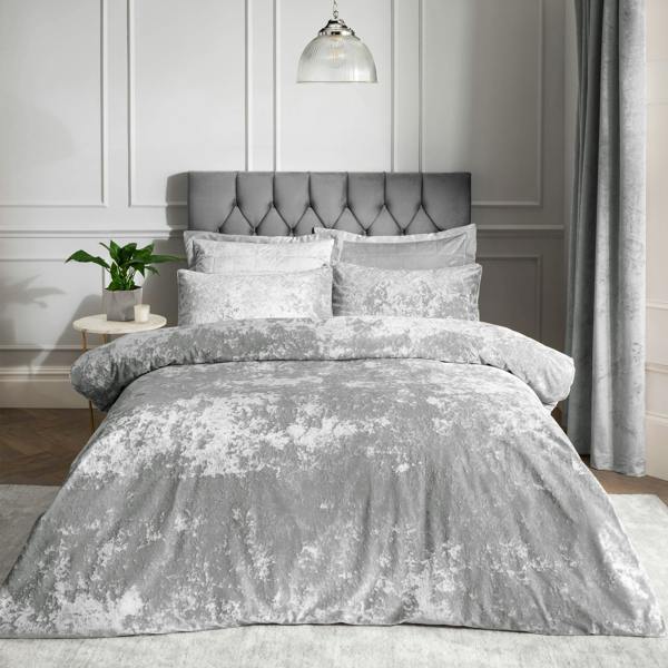 Catherine Lansfield Crushed Velvet Duvet Cover Set