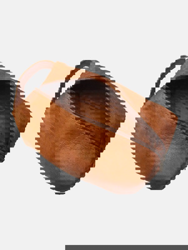 Berber Leather Leather Wash Bag in Tan