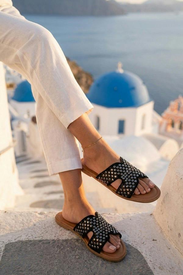 Cordelia Mirrored Disc Embellished H Sandals - Black