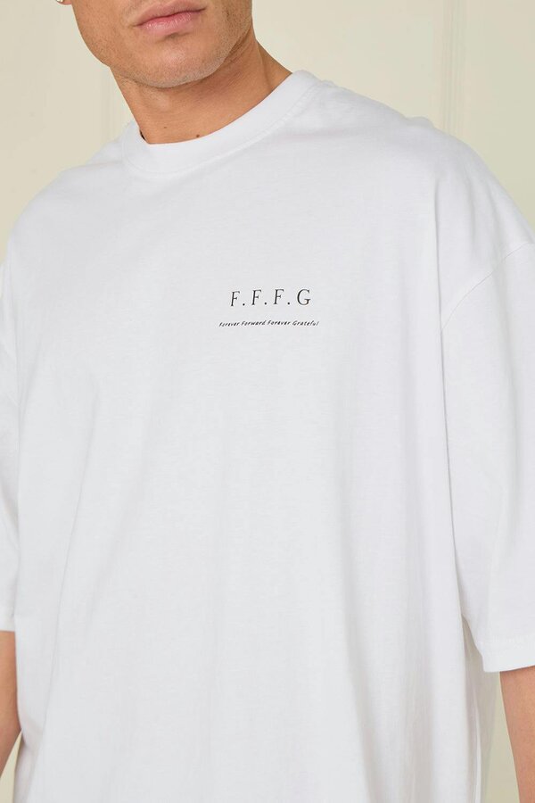 Elaina Fashion Oversized Mens Statement Tee