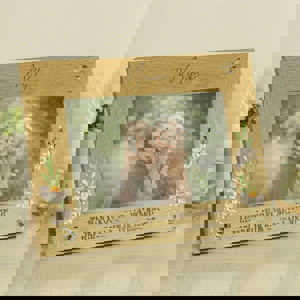Personalised Memento Company Personalised Floral Bee 6x4 Oak Finish Photo Frame