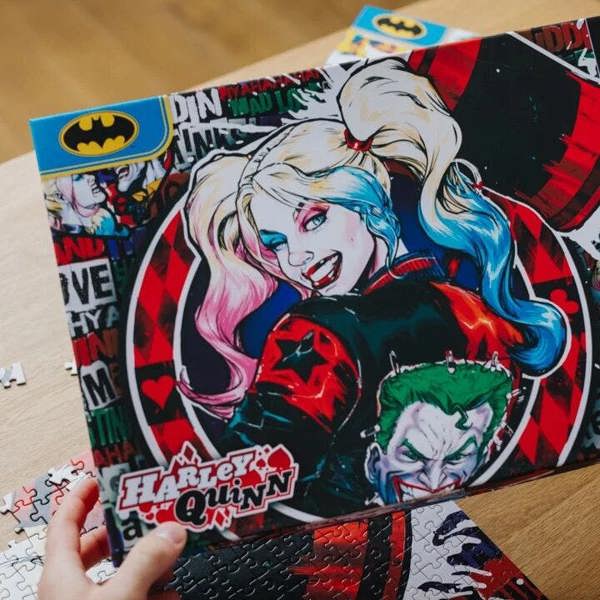Trefl DC Harley Quinn Puzzle - 1000 Pieces