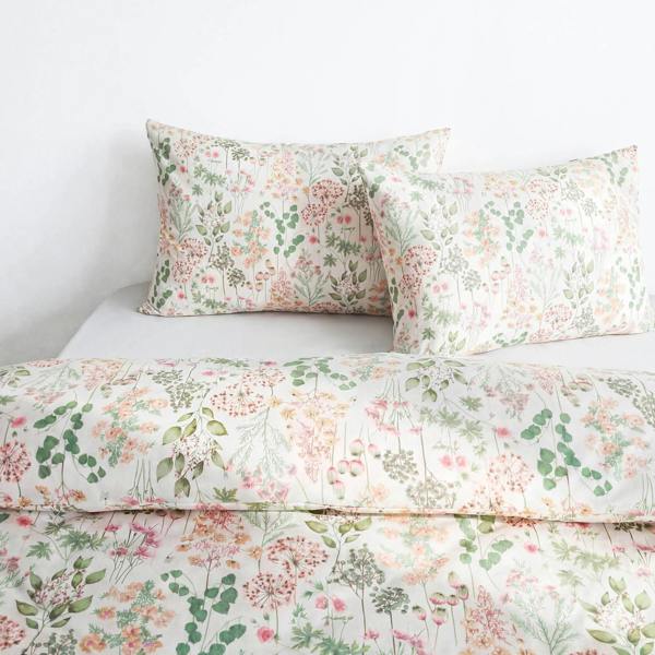 Martex Studio Edition Wildflower Field Duvet Cover Set