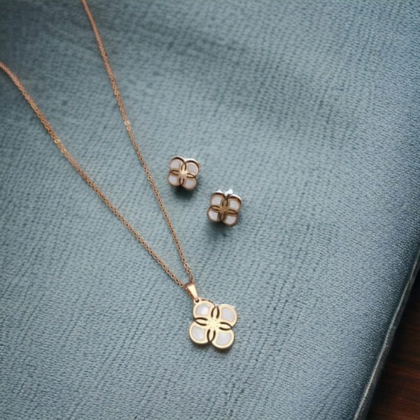 The Colourful Aura White Enamel Minimalistic Clover Pendant Necklace and Earring Set