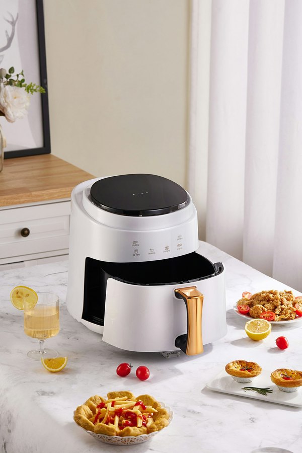 Living and Home 8L Digital Touchscreen Air Fryer with 4 Menus & Insulation Function