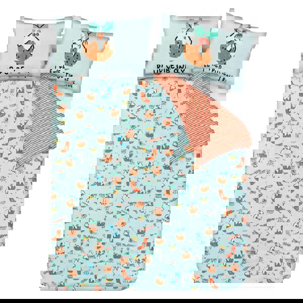 Smart Living Luxury Super Soft & Reversible Festive Christmas Puddings Duvet Set