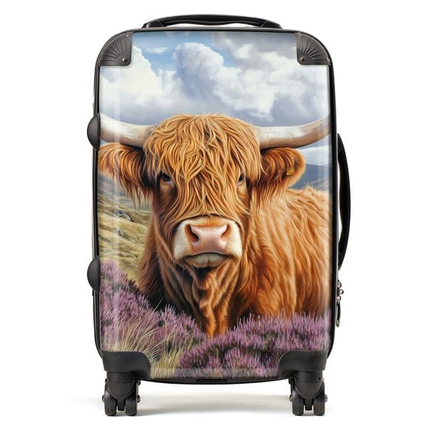 Warren Reed A Beautiful Highland Cow Suitcase