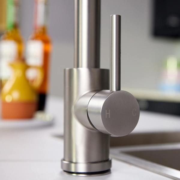 Flode Alta | Single Lever Kitchen Sink Mixer Tap with Swivel Spout | Brushed Steel Finish