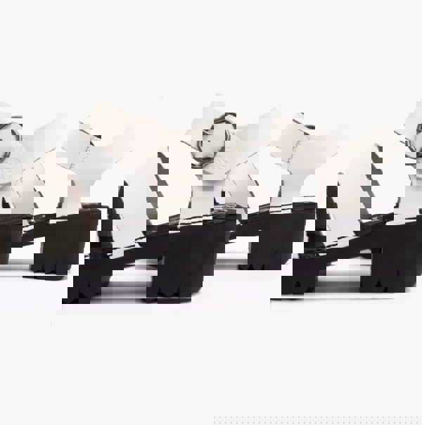 Fly London EGLY520FLY Womens Sandals Off White